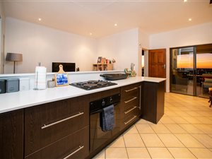 2 Bed Apartment in Sunnyrock