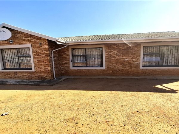 3 Bedroom House 3 Bedroom House