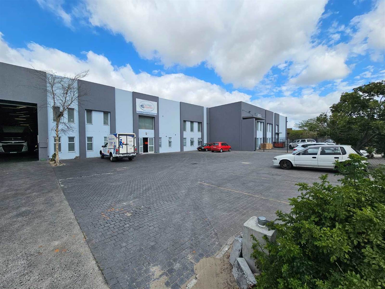 1800  m² Industrial space in Brackenfell Central photo number 19