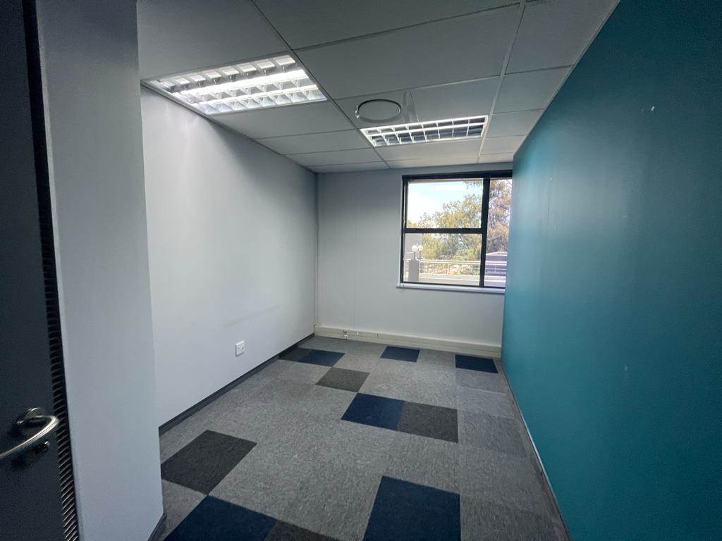 400  m² Commercial space in Parktown photo number 7