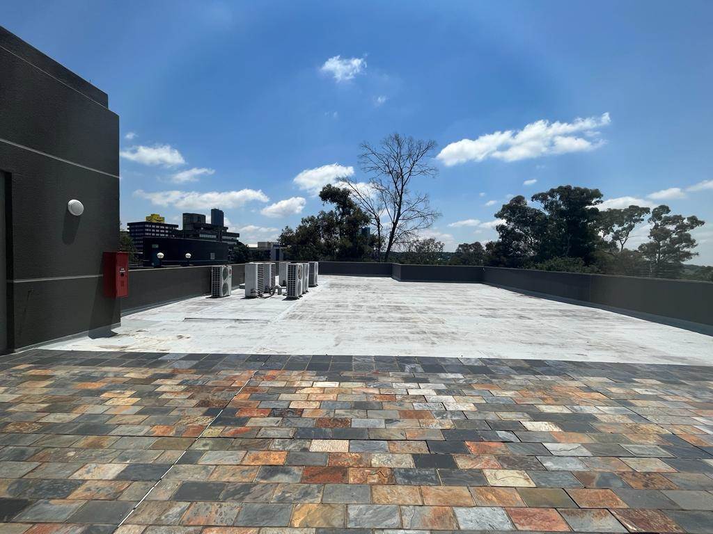 400  m² Commercial space in Parktown photo number 4