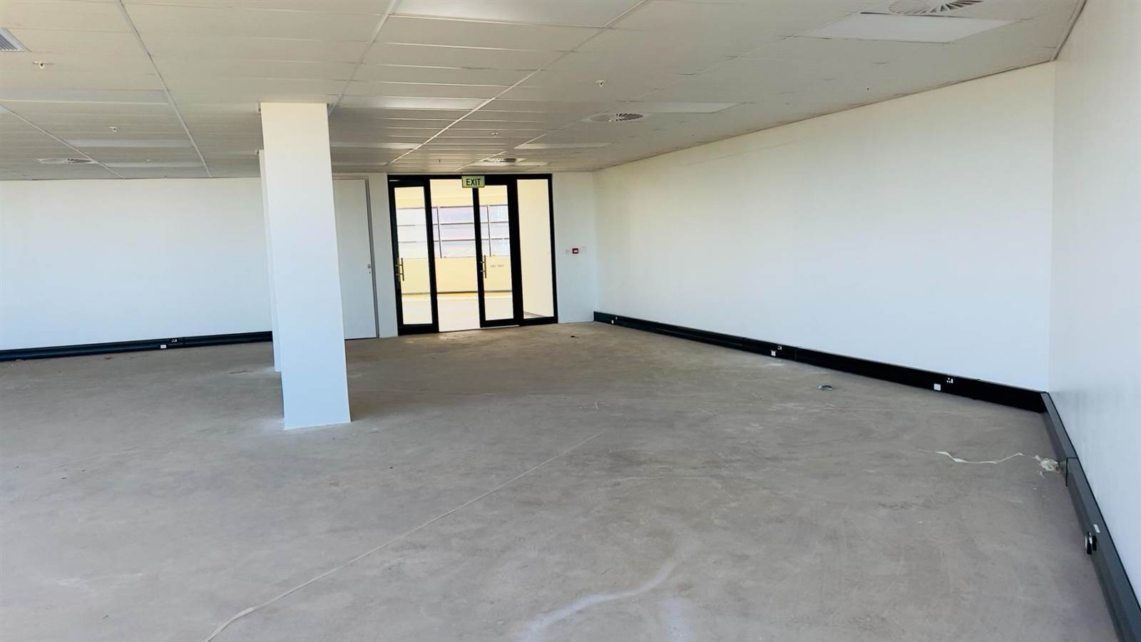 232  m² Commercial space in Umhlanga Ridge photo number 13