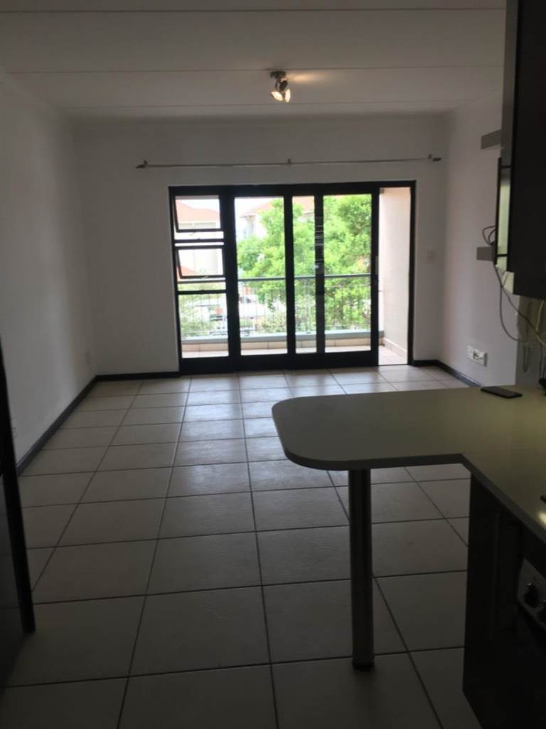 2 Bed Apartment in Edenvale photo number 16