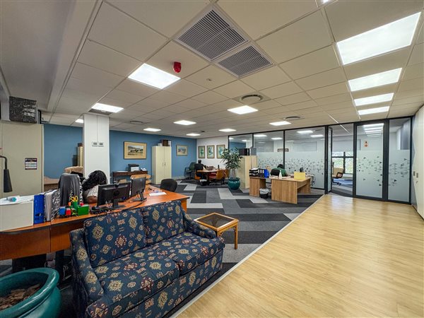 164 m² Commercial space 164 m² Commercial space