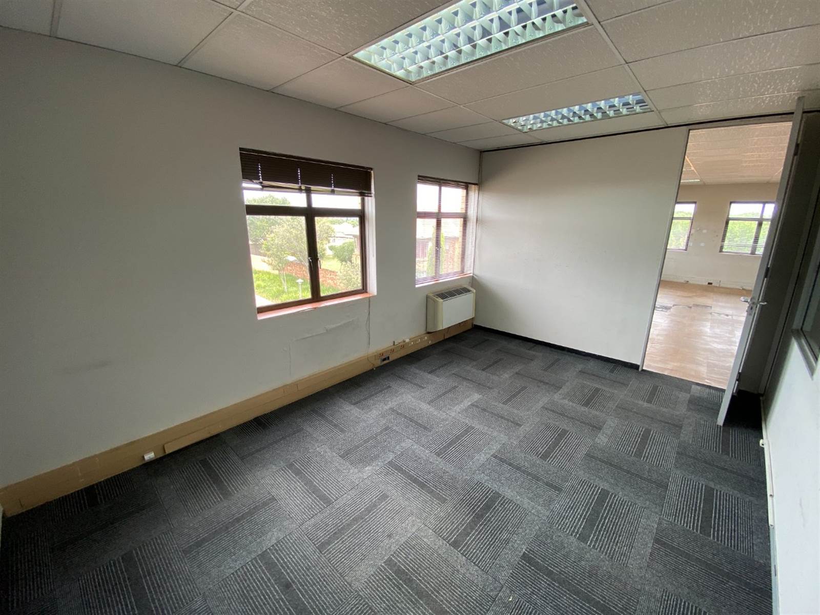 216  m² Office Space in Faerie Glen photo number 20