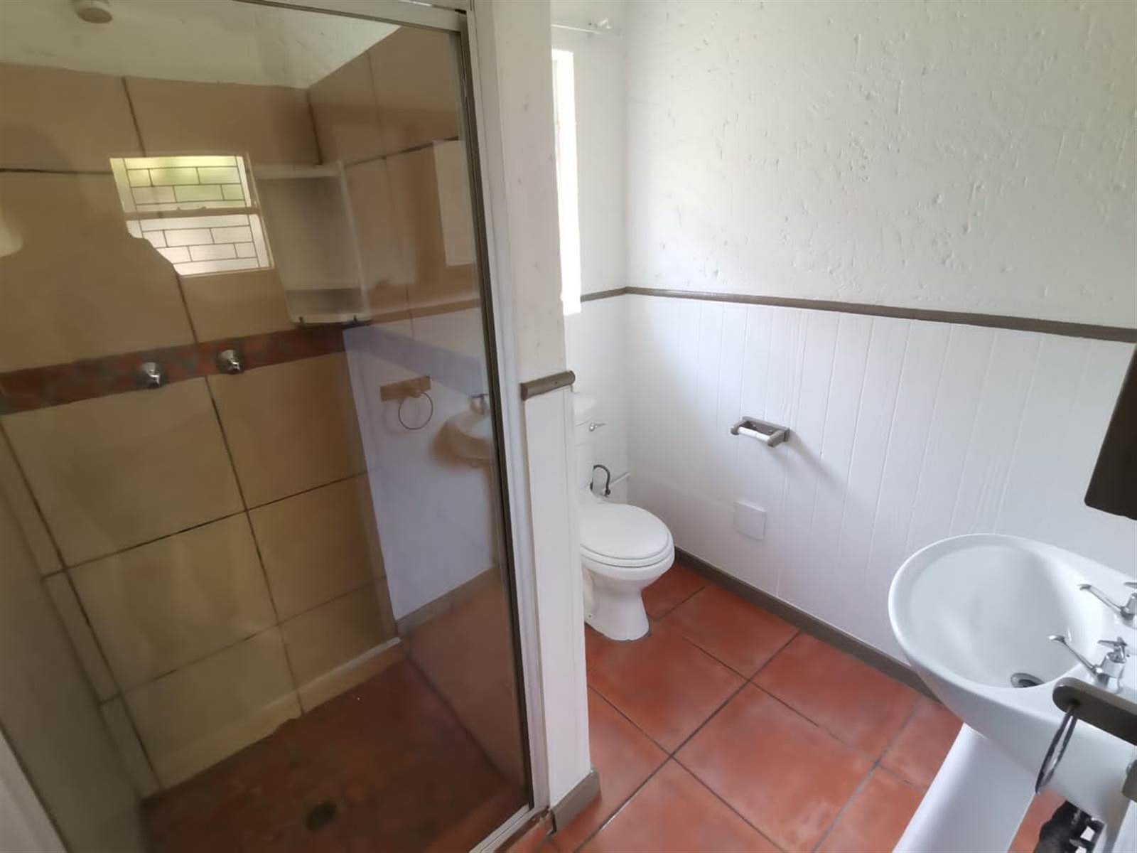 0.5 Bed Flat in Secunda photo number 10