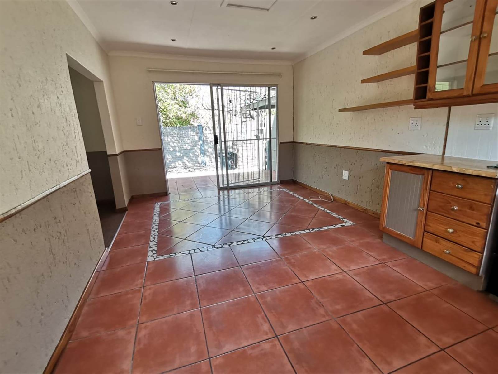 0.5 Bed Flat in Secunda photo number 4