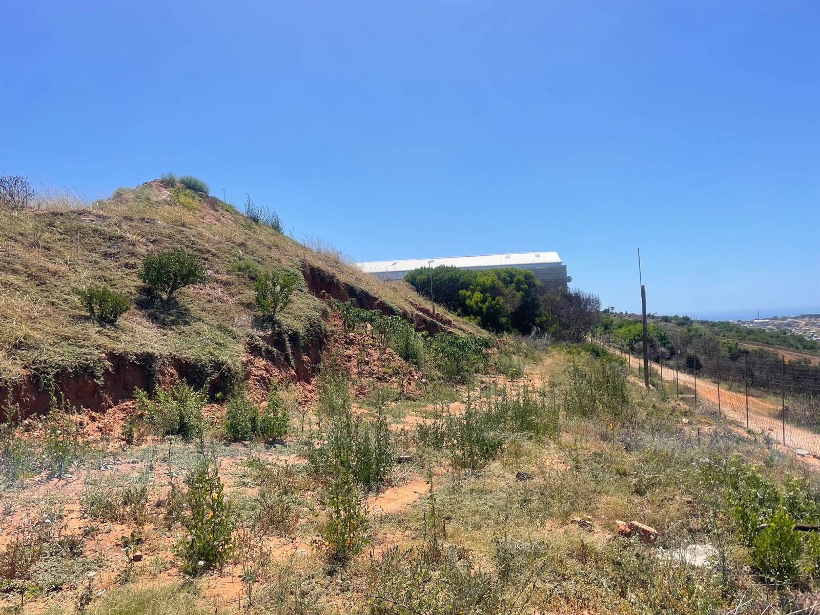 1500 m² Land available in Mossel Bay Central photo number 3