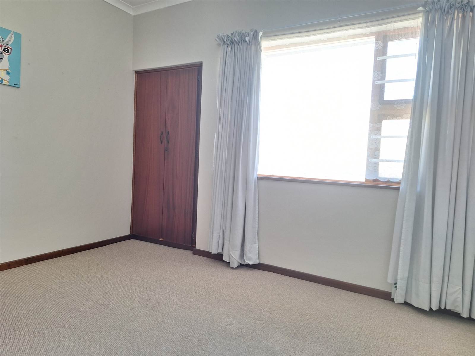 3 Bed Townhouse in Beacon Bay photo number 19