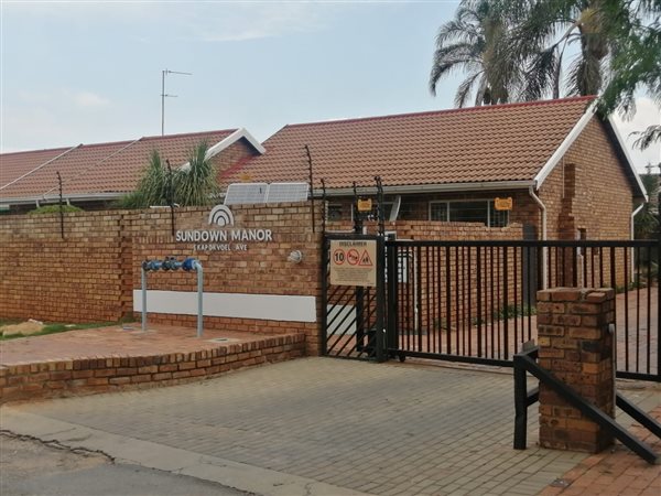 2 Bedroom Townhouse