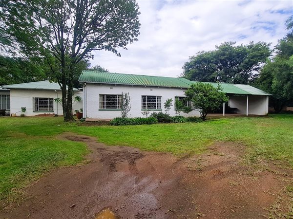 3 Bedroom House 3 Bedroom House