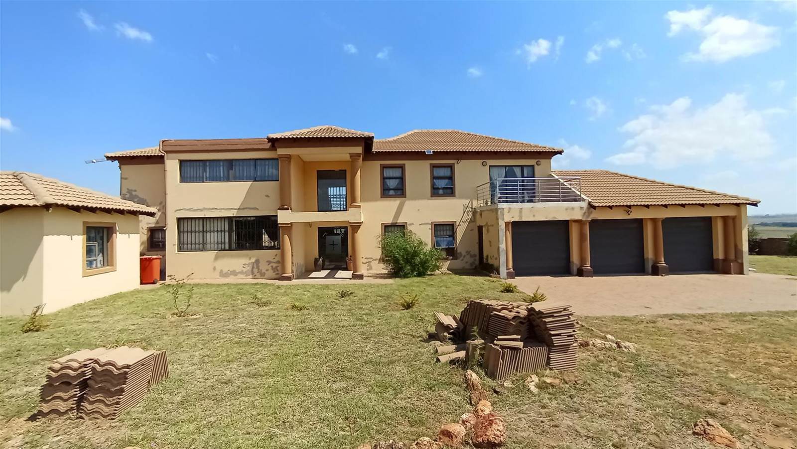 6 Bed House in Rietvlei View photo number 1