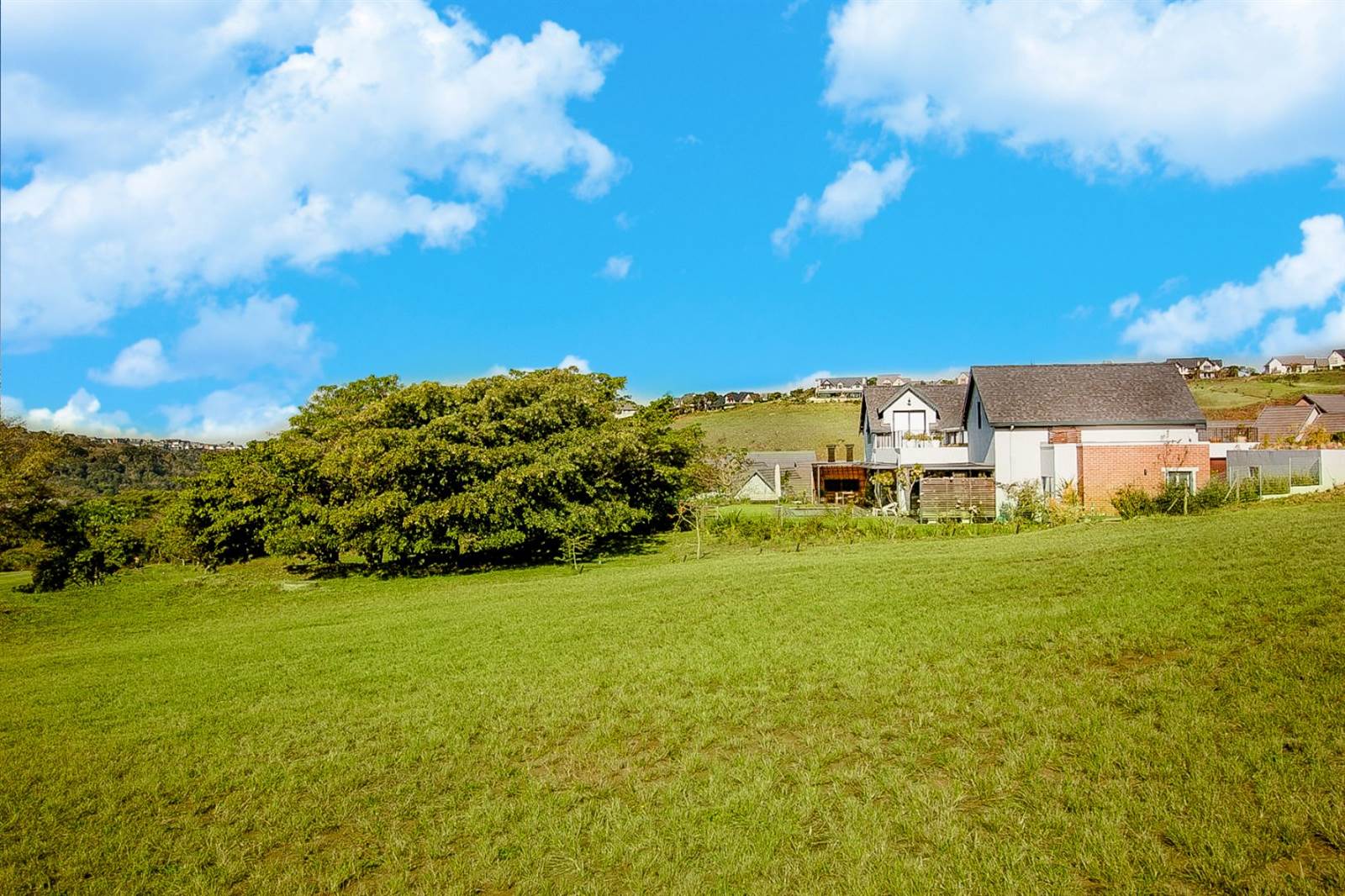1095 m² Land available in Cotswold Downs Estate photo number 4