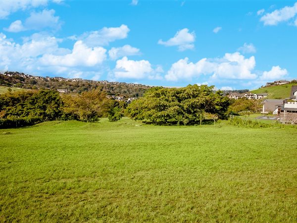 1095 m² Land available in Cotswold Downs Estate