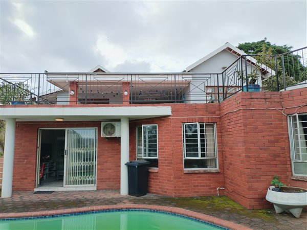 4 Bedroom House 4 Bedroom House