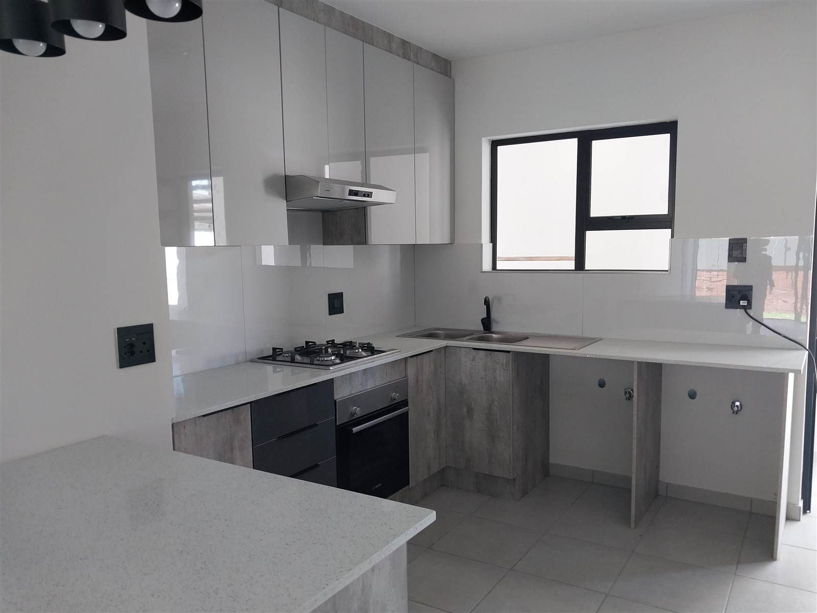 2 Bed Apartment in Cashan photo number 13