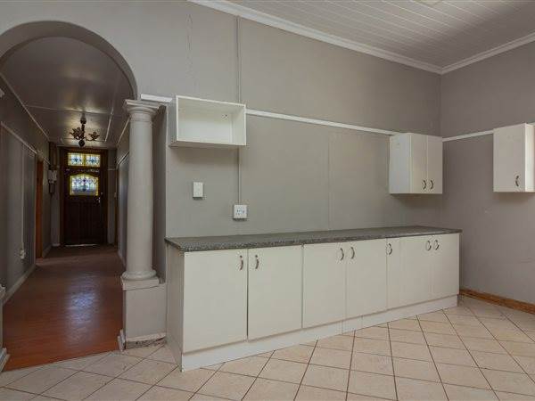 660  m² Office Space in Kroonstad photo number 16