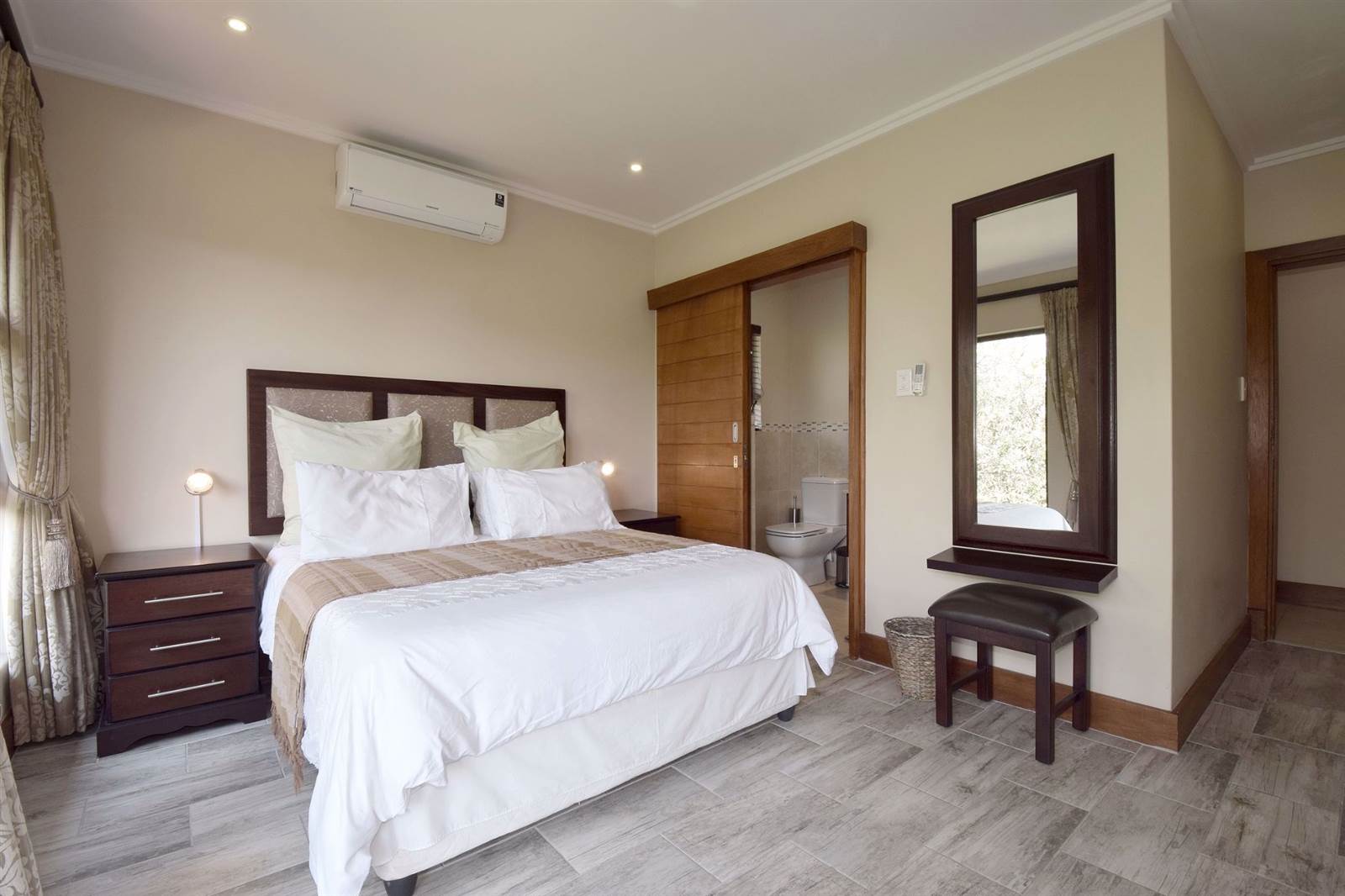 4 Bed Apartment in Zimbali Coastal Resort photo number 14