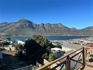 House in Hout Bay and surrounds