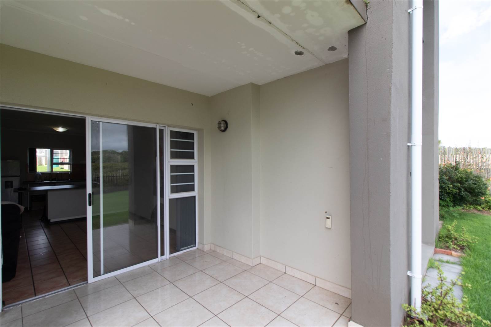 2 Bed Townhouse in Port Alfred photo number 4