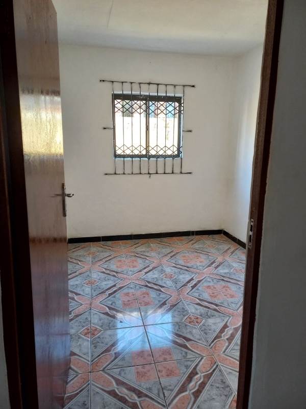 3 Bed Apartment in Kharwastan photo number 13