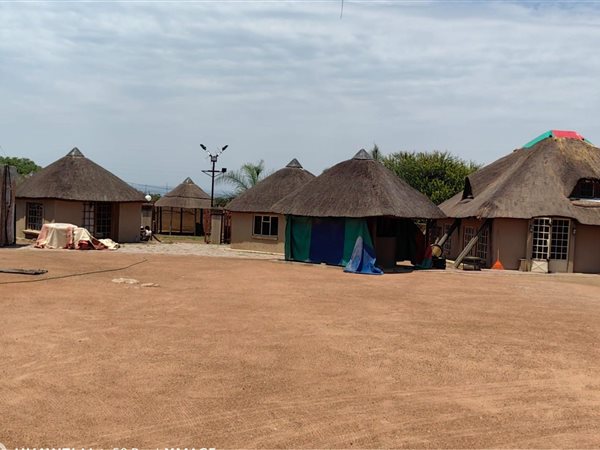 Commercial space in Lethlabile