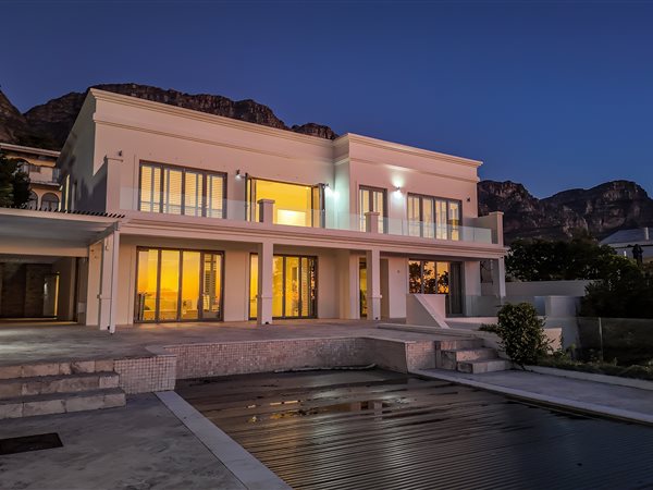 4 Bedroom House 4 Bedroom House