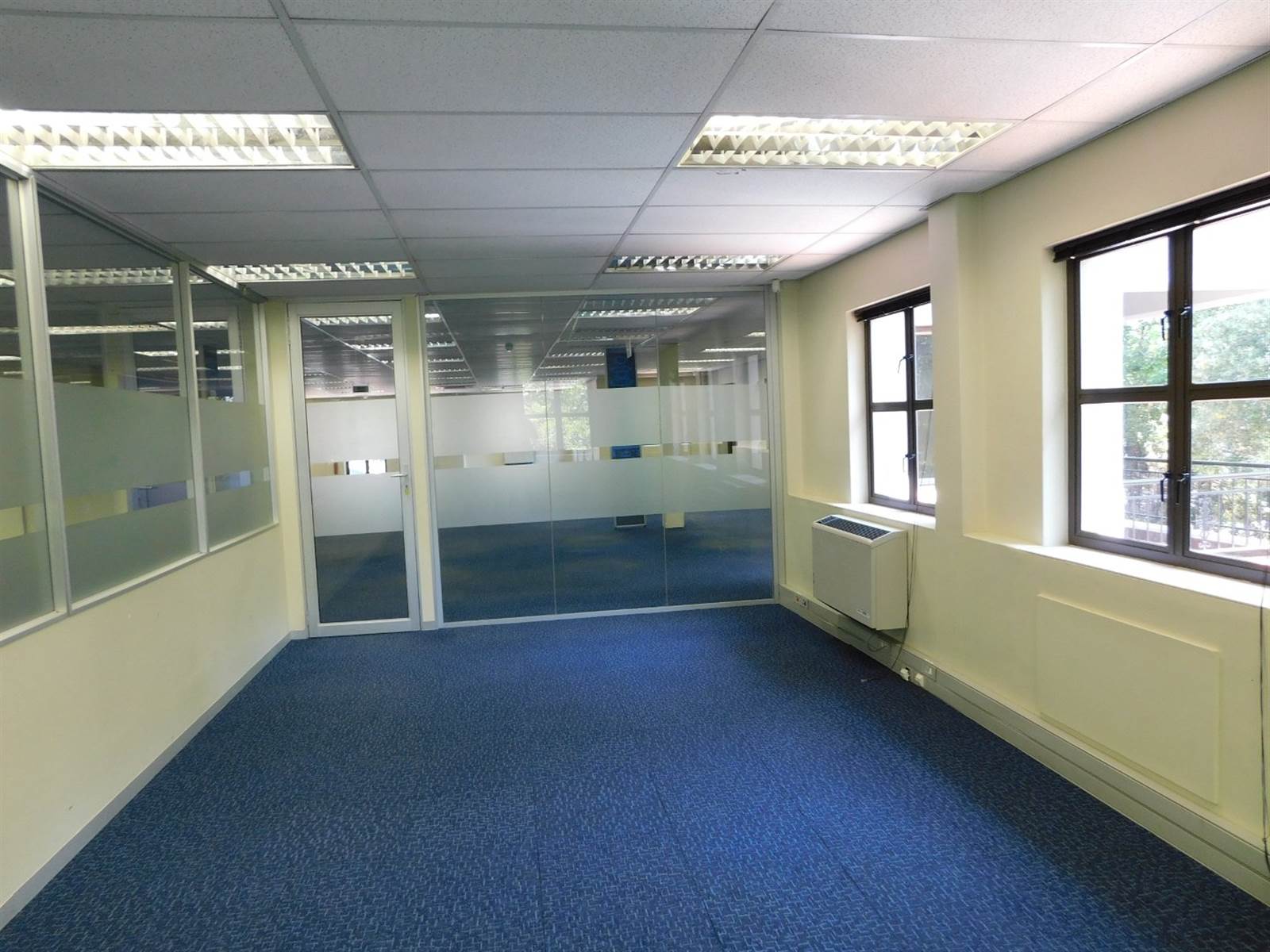 2167  m² Office Space in Hyde Park photo number 15