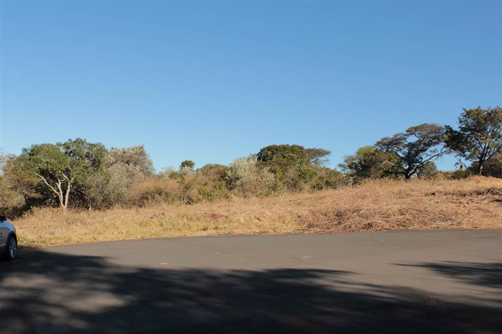 737 m² Land available in Cintsa photo number 9