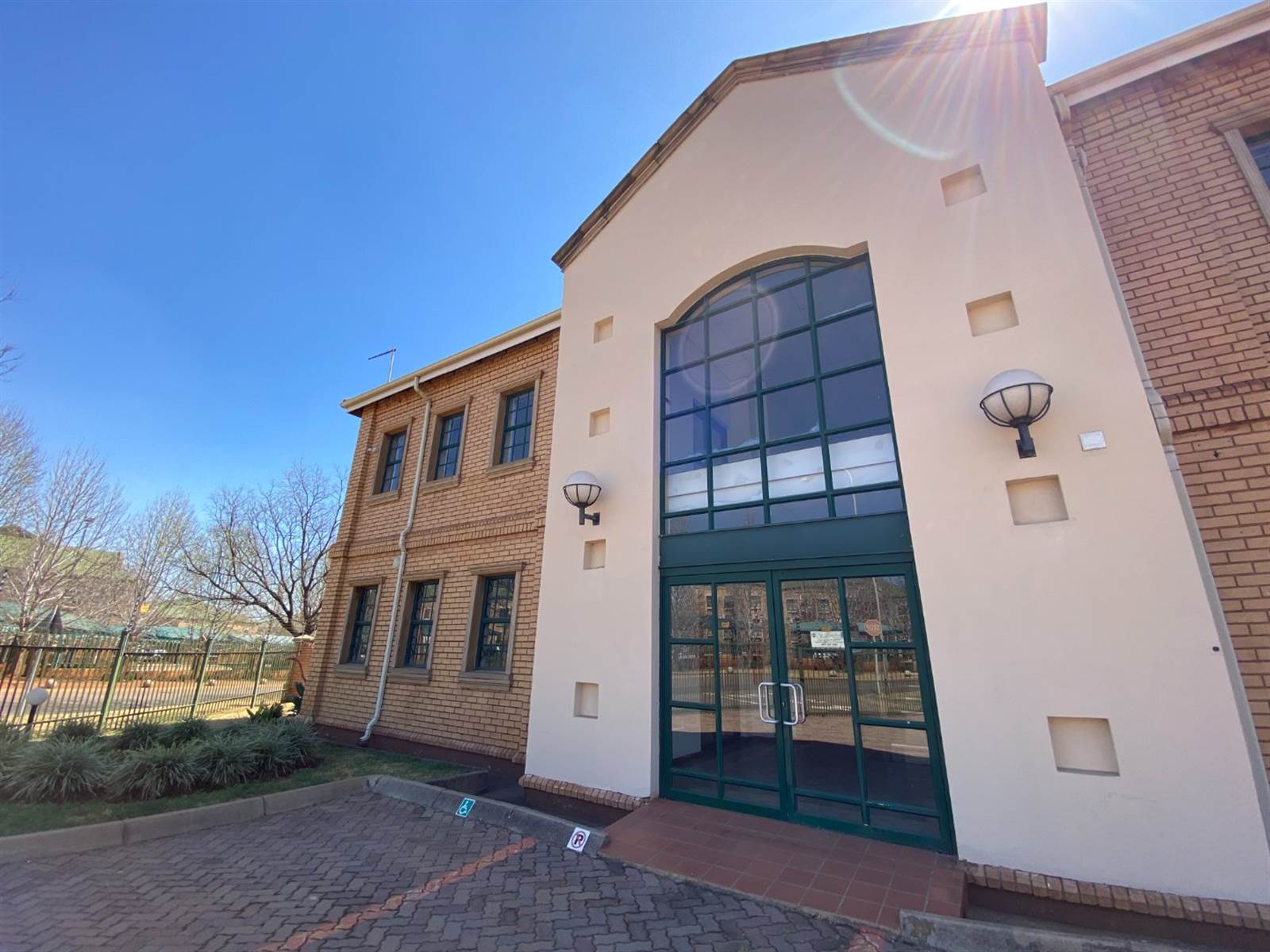 517  m² Office Space in Highveld photo number 2
