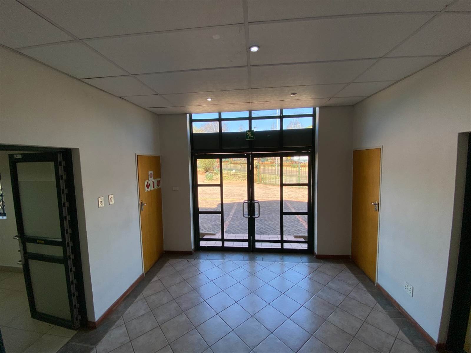 517  m² Office Space in Highveld photo number 6