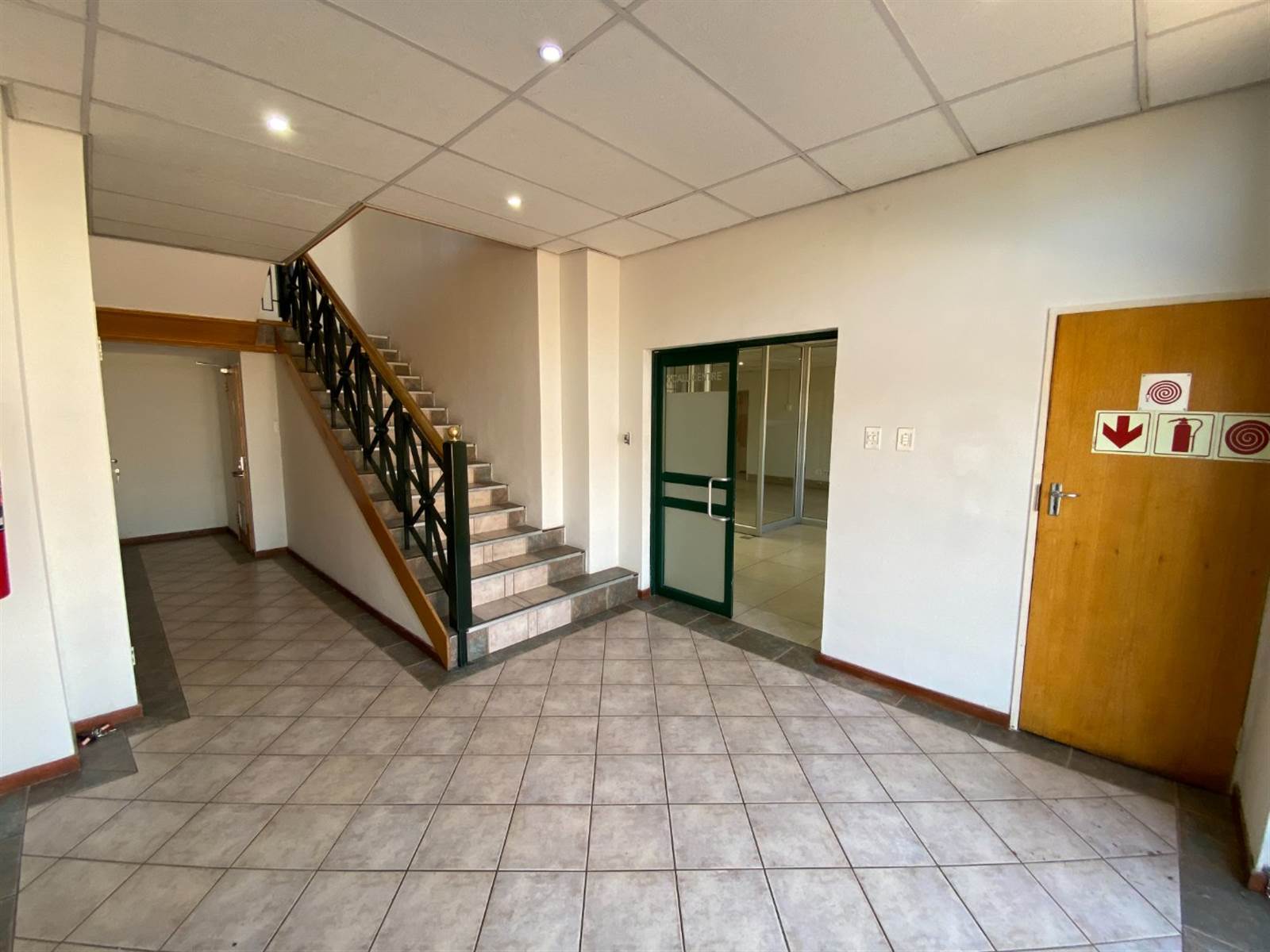 517  m² Office Space in Highveld photo number 5