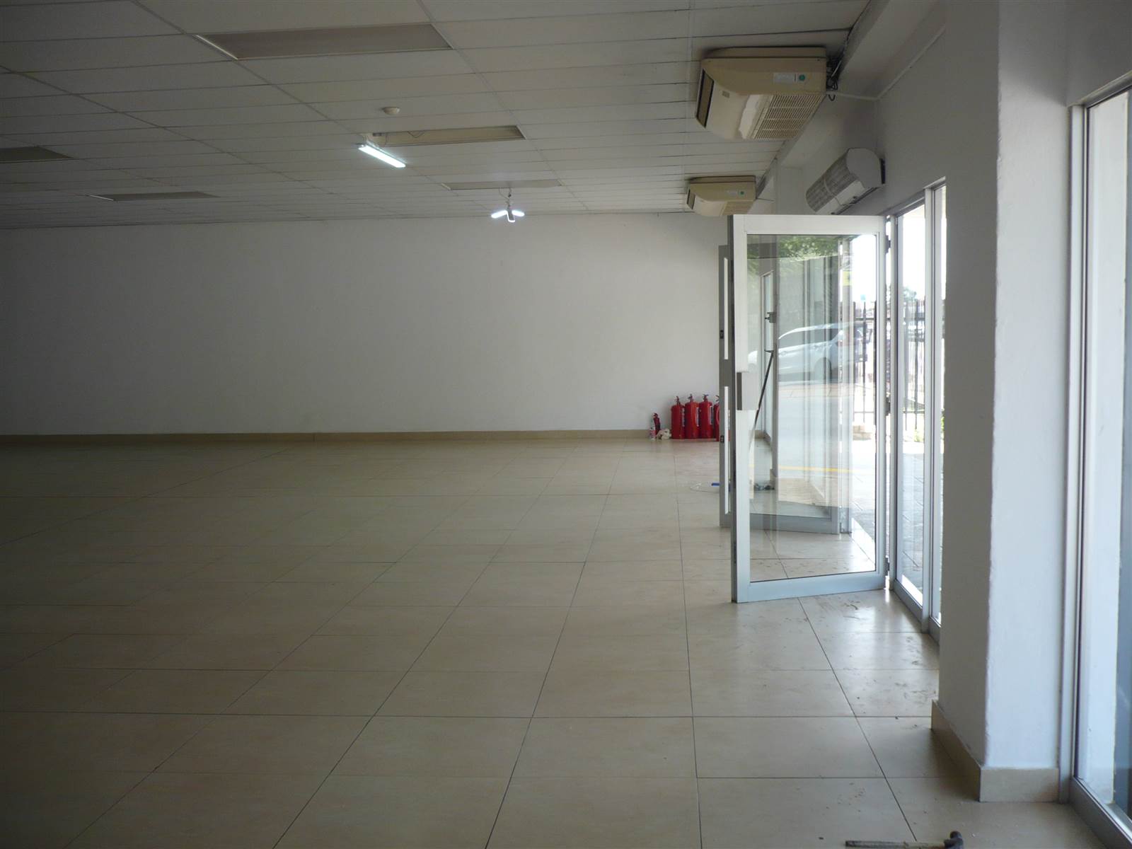 470  m² Retail Space in White River Central photo number 6