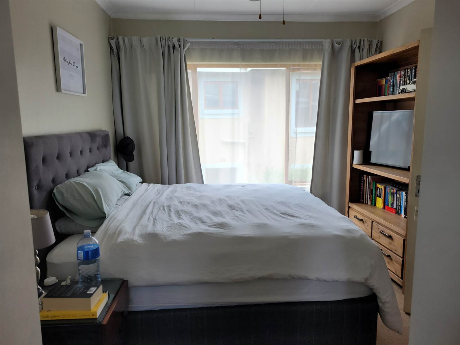 2 Bed Duplex in Paulshof photo number 8