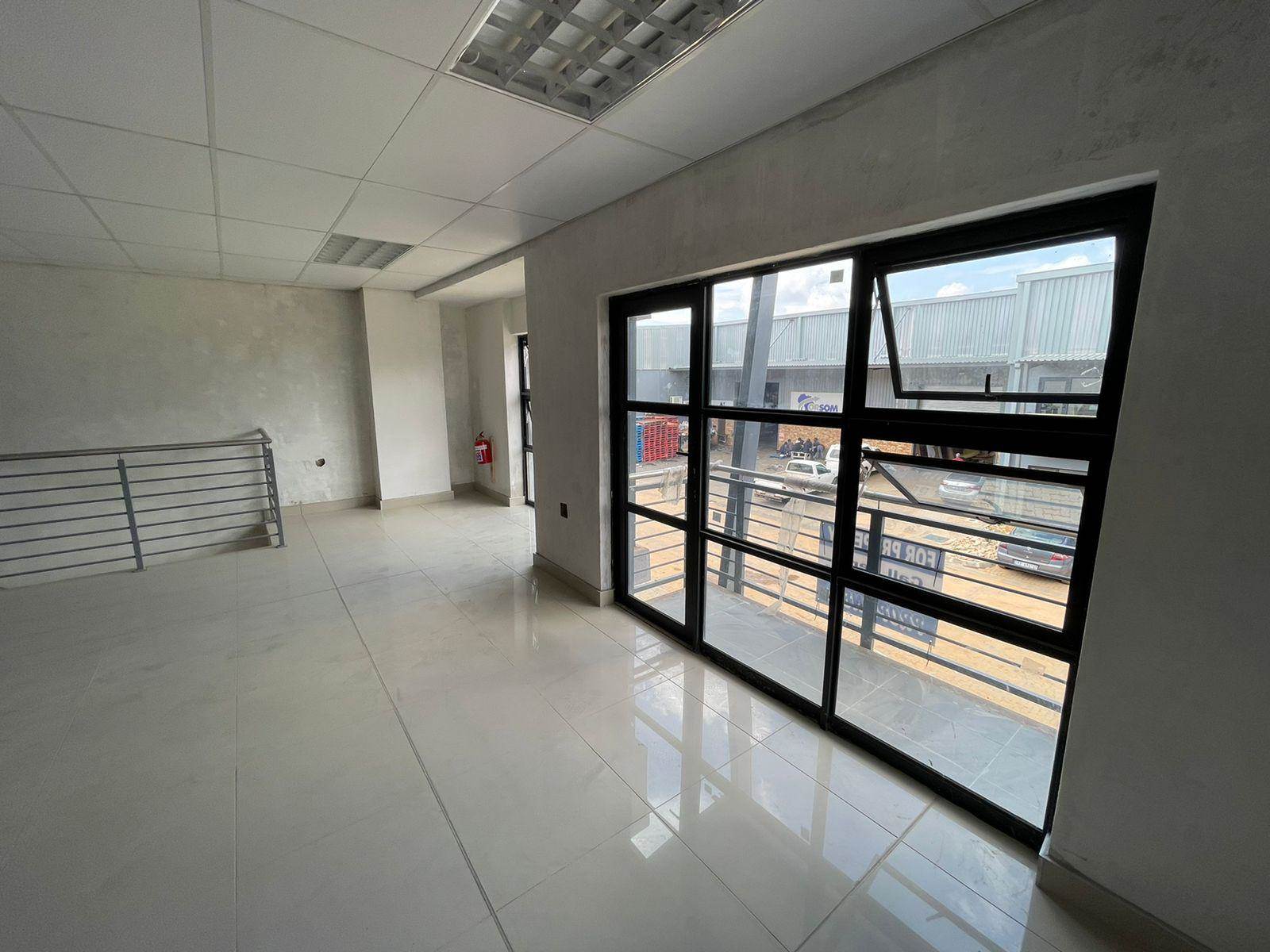421  m² Industrial space in Kya Sands photo number 12