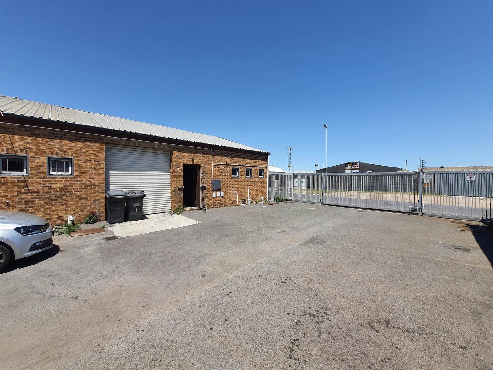 86  m² Industrial space in Bellville Central photo number 1