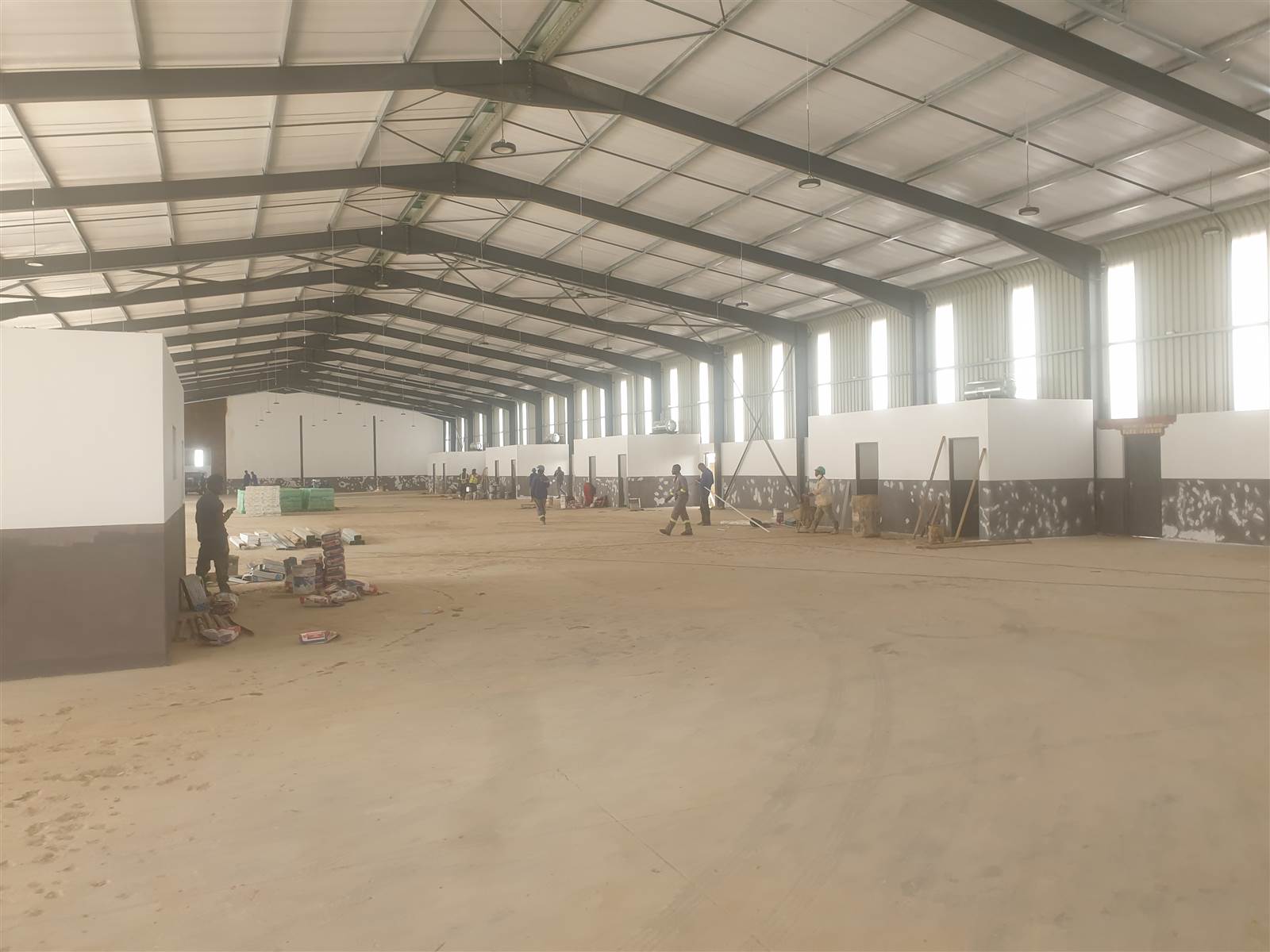 875  m² Industrial space in Waterfall photo number 13