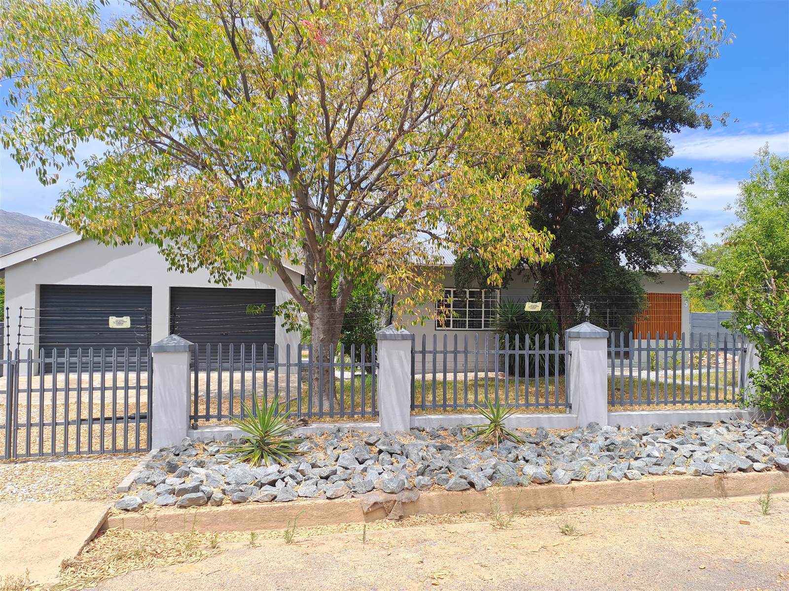 3 Bed House in Villiersdorp photo number 13