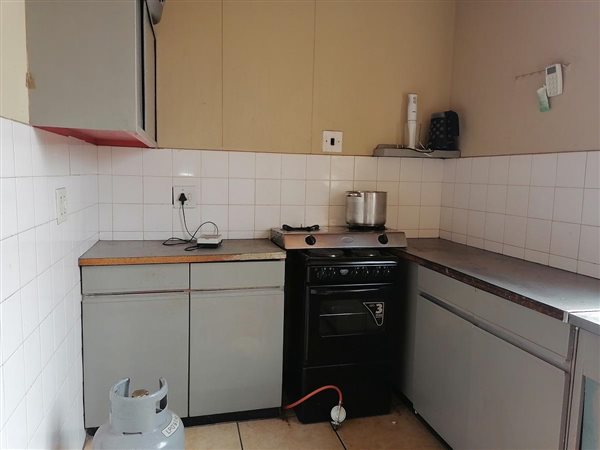 4 Bed Flat in Arcadia