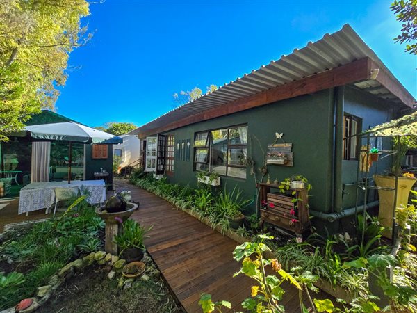 2 Bedroom House 2 Bedroom House