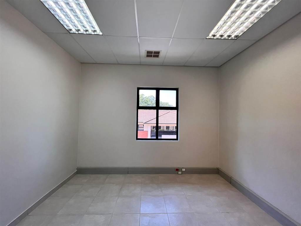 91  m² Commercial space in Hillcrest Central photo number 16