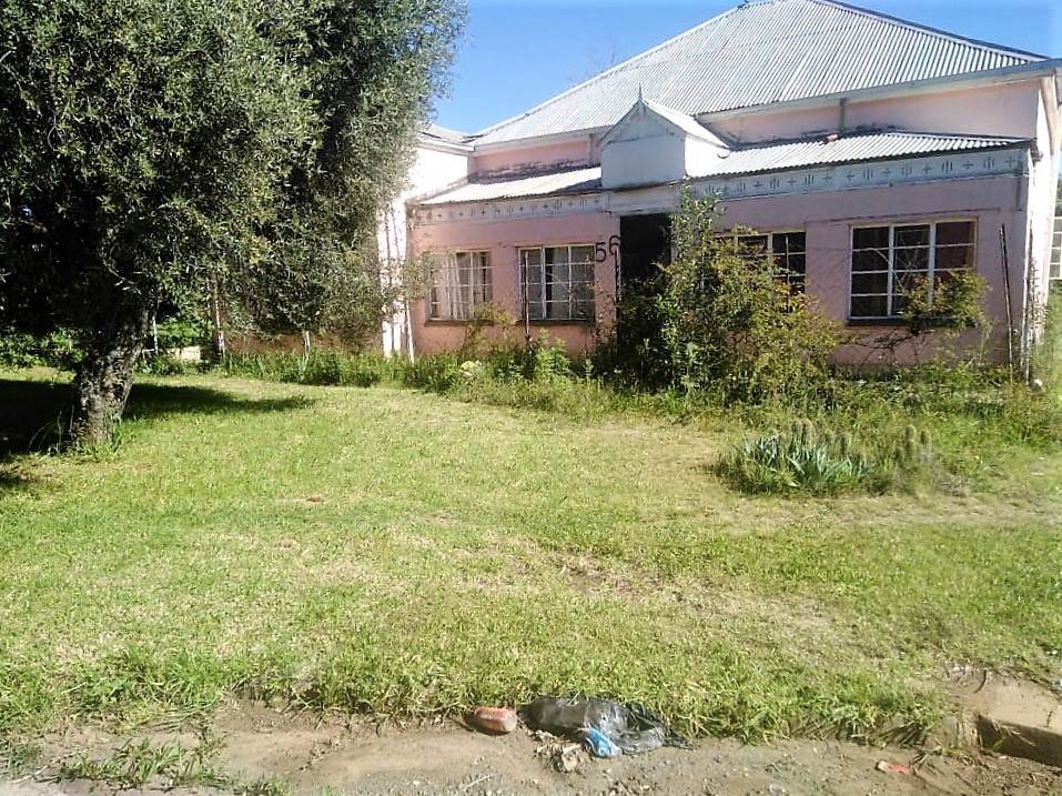 5 Bed House in Dewetsdorp photo number 2