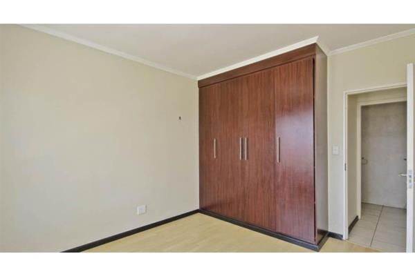 2 Bed Apartment in Edenvale photo number 4