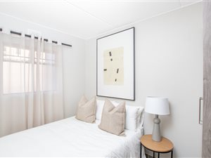 2 Bed Apartment in Onderstepoort