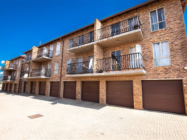 1 Bed Townhouse