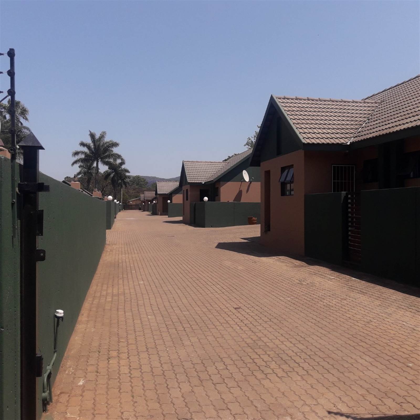 180  m² Commercial space in Louis Trichardt photo number 15