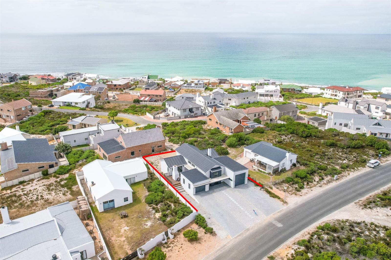 3 Bed House in Struisbaai photo number 11