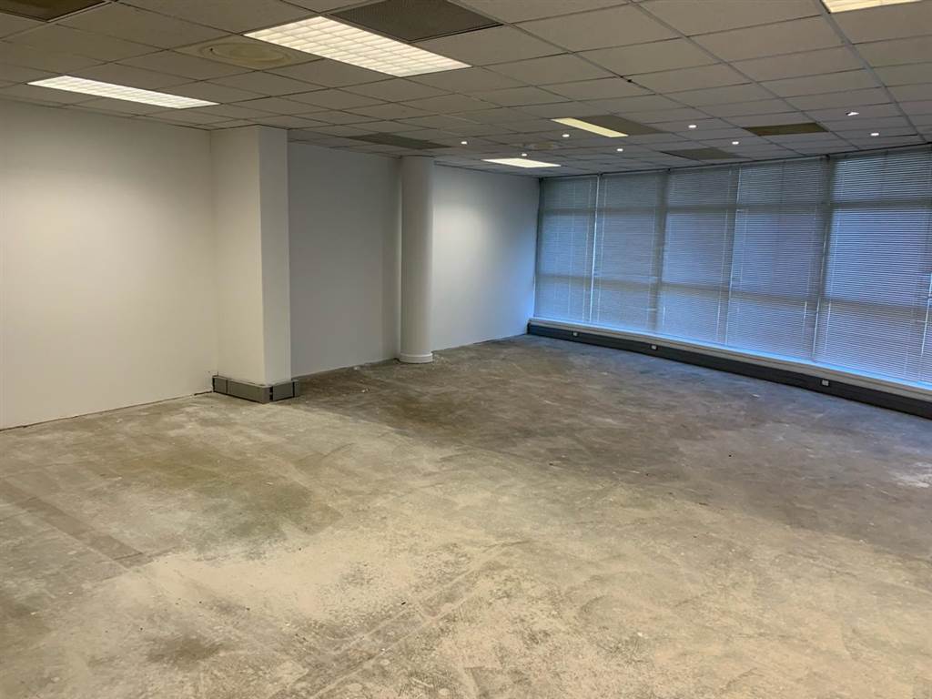 176  m² Office Space in Mt Edgecombe photo number 4