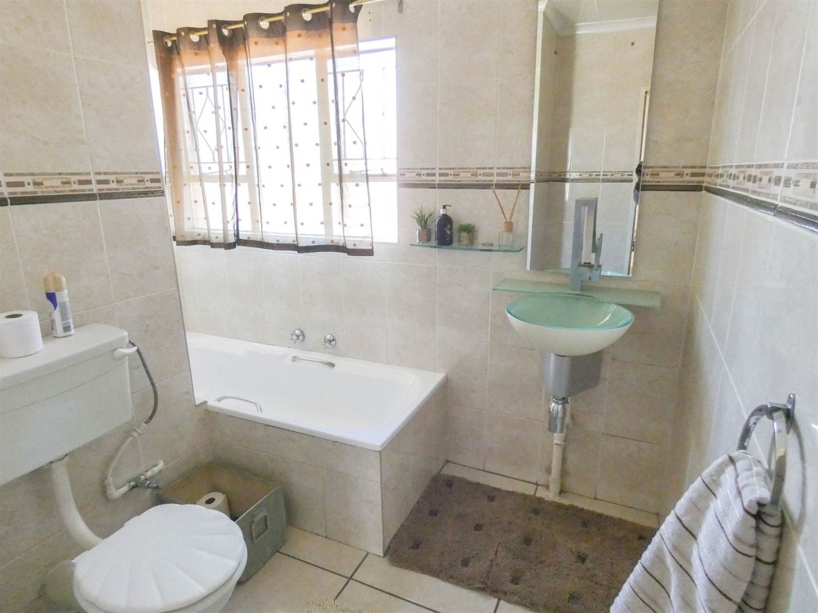 3 Bed Townhouse in Benoni Central photo number 19