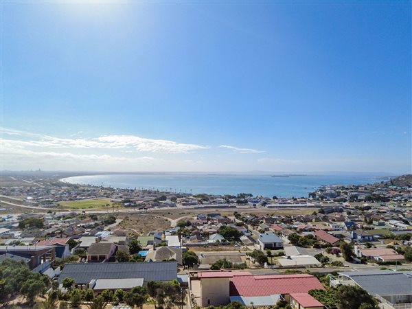 989 m² Land available in Saldanha